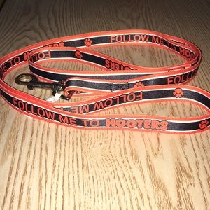 New HOOTERS *RARE* Dog Nylon Leash Super Cute!!